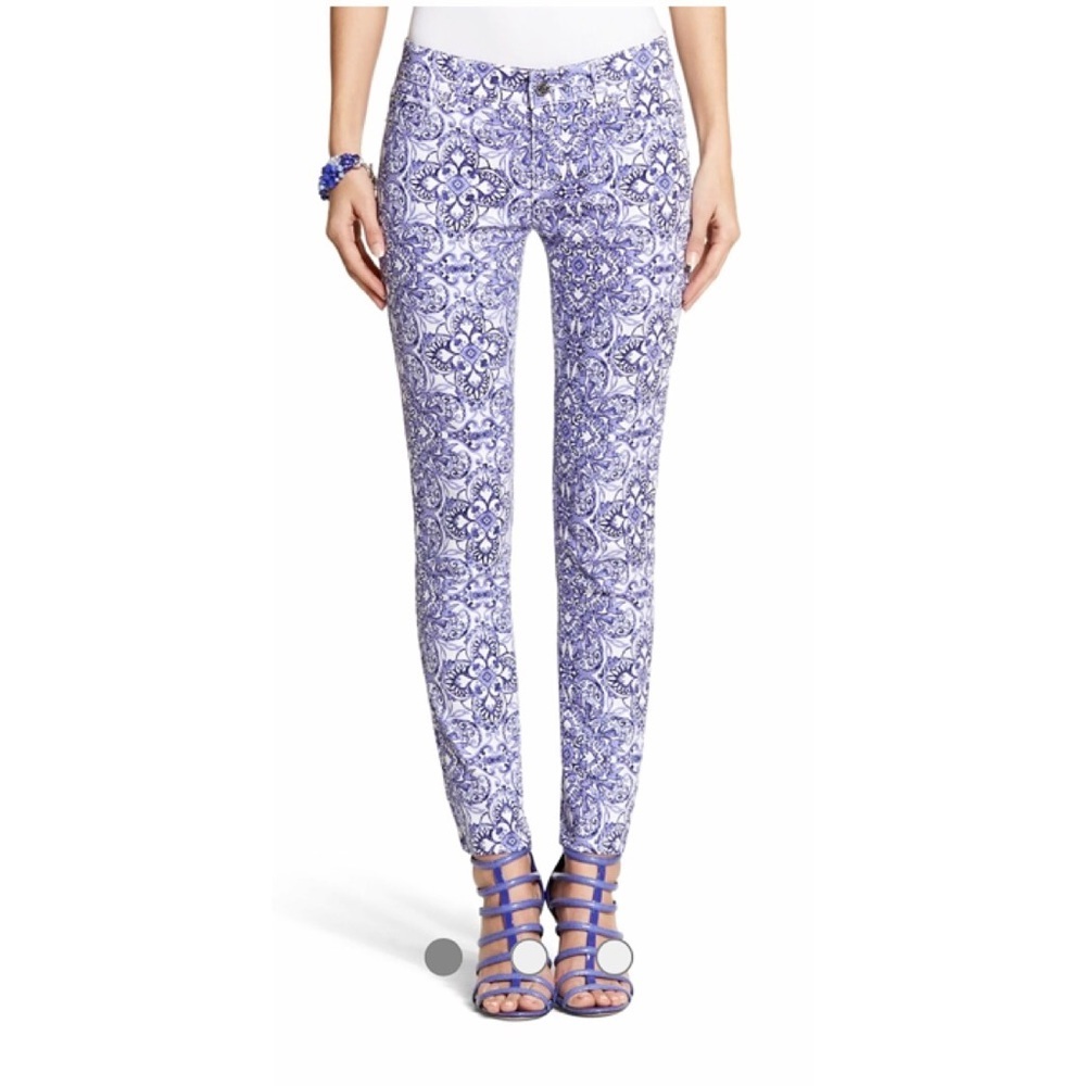 WHBM Sz 4R Blue Slim Ankle Length Jean